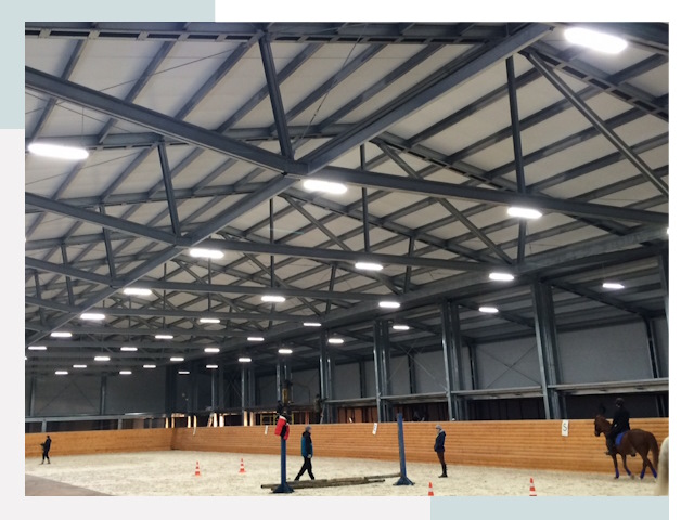 Строительство конных манежей от 619 руб в Сарапул