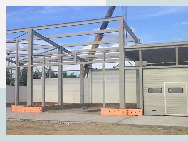 Строительство автосервисов от СтальСтрой-Срл по цене 619 руб.