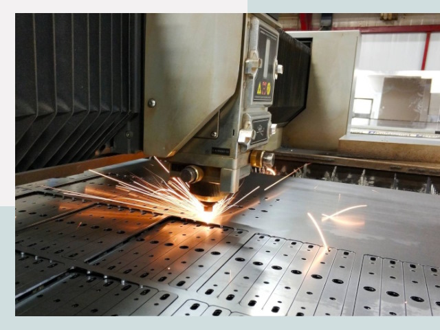 Лазерная резка металла в Сарапуле от 619 руб.